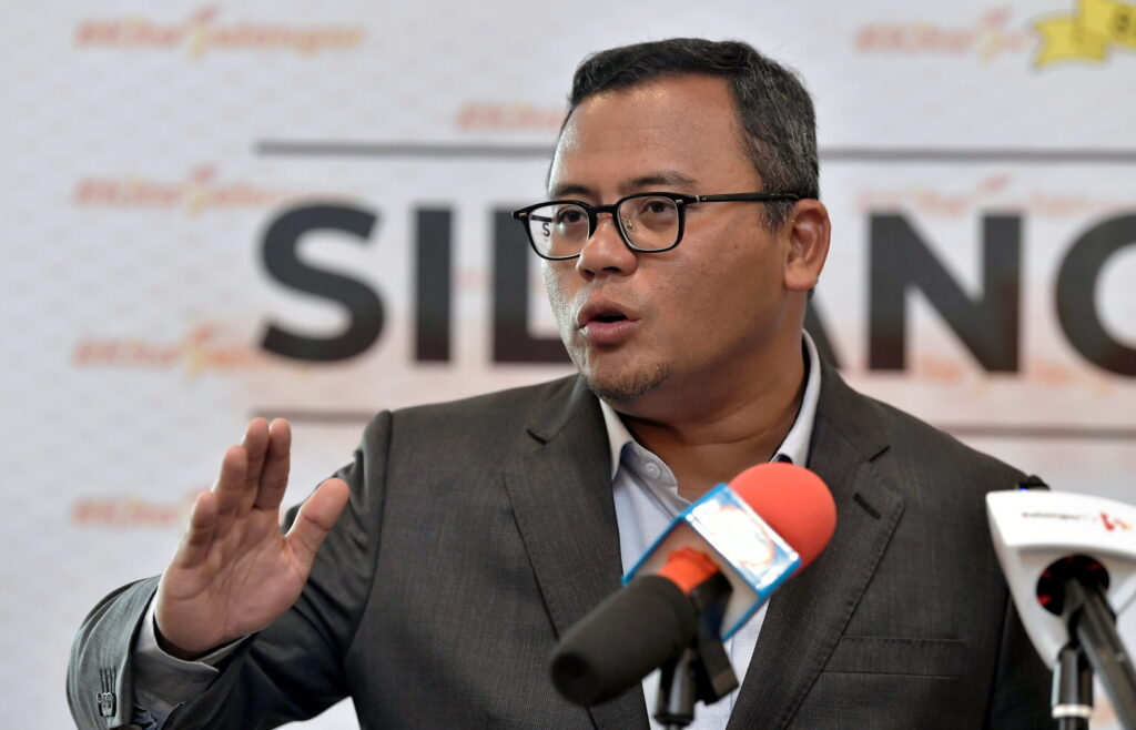 DATUK SERI AMIRUDIN SHARI