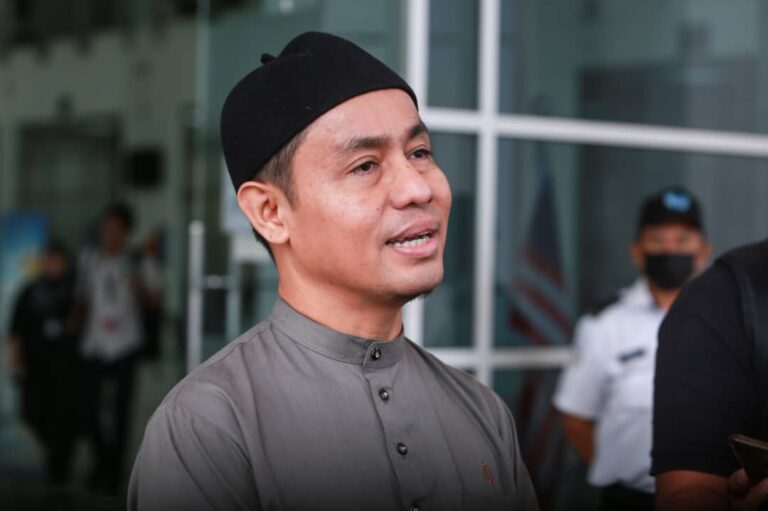 PU Azman