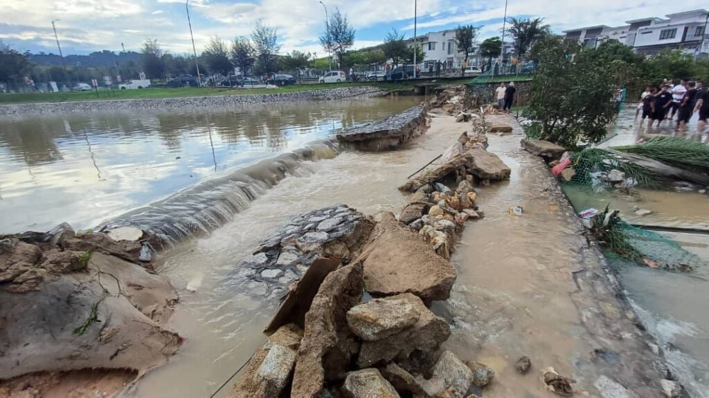 pecah-banjir