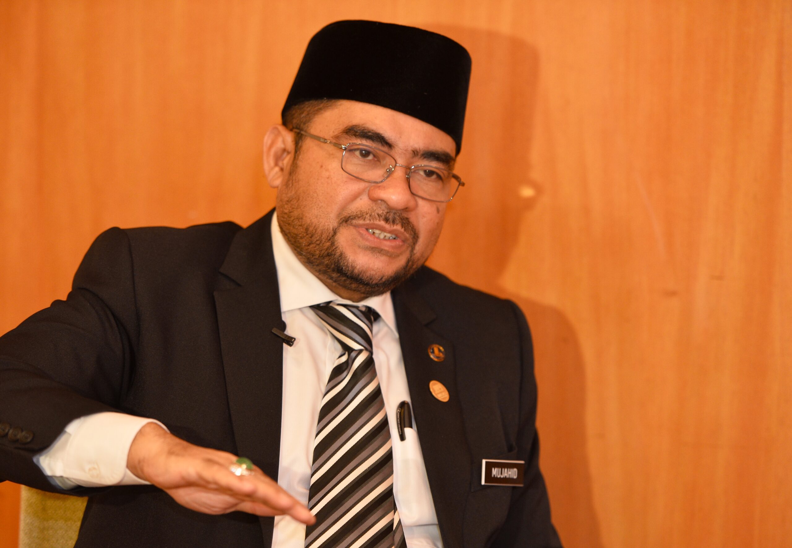 MUJAHID YUSOF RAWA